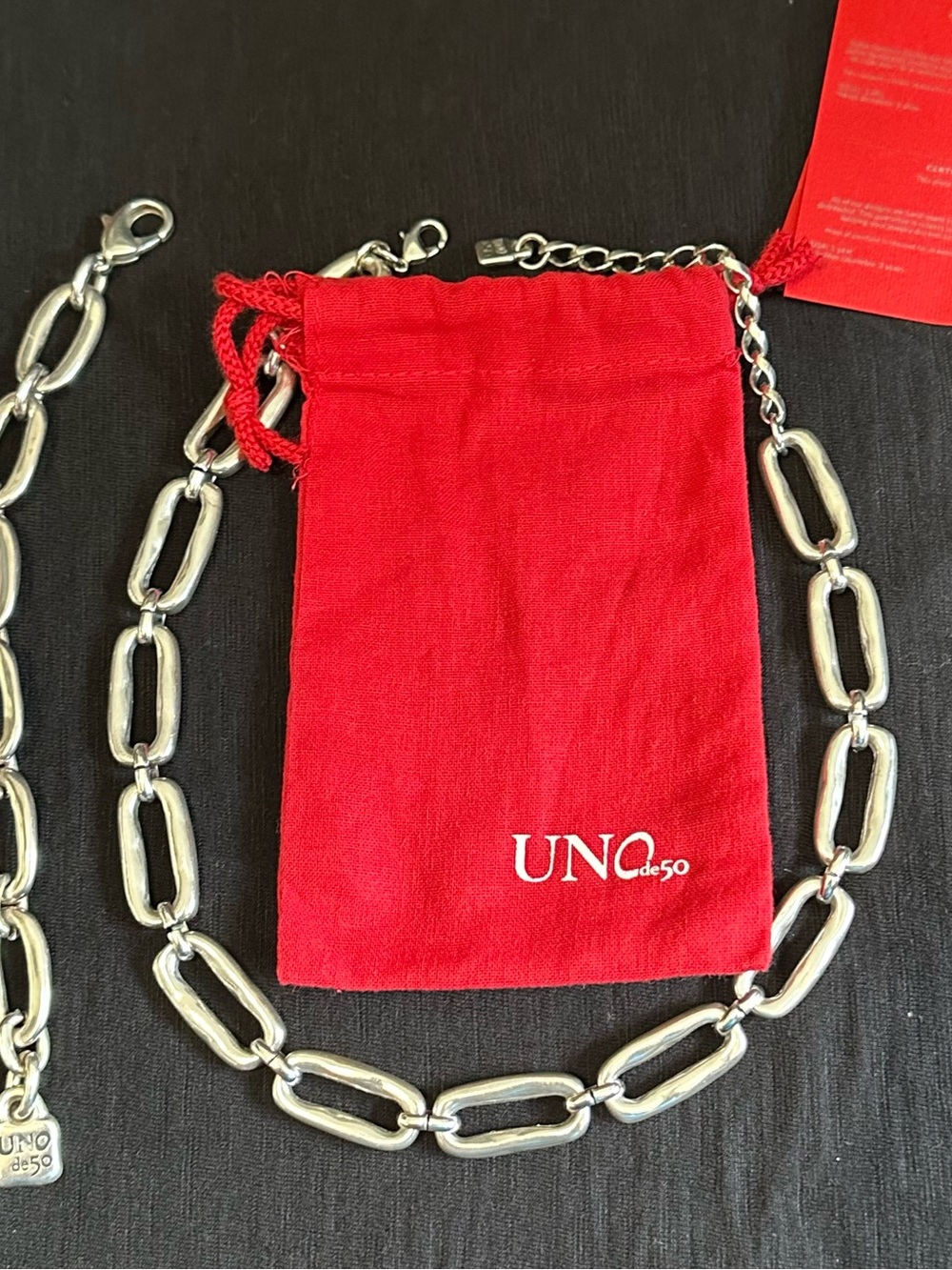 Authentic Uno de 50 Silver Link Necklace and bracelet with Red Logo Pouch EUC